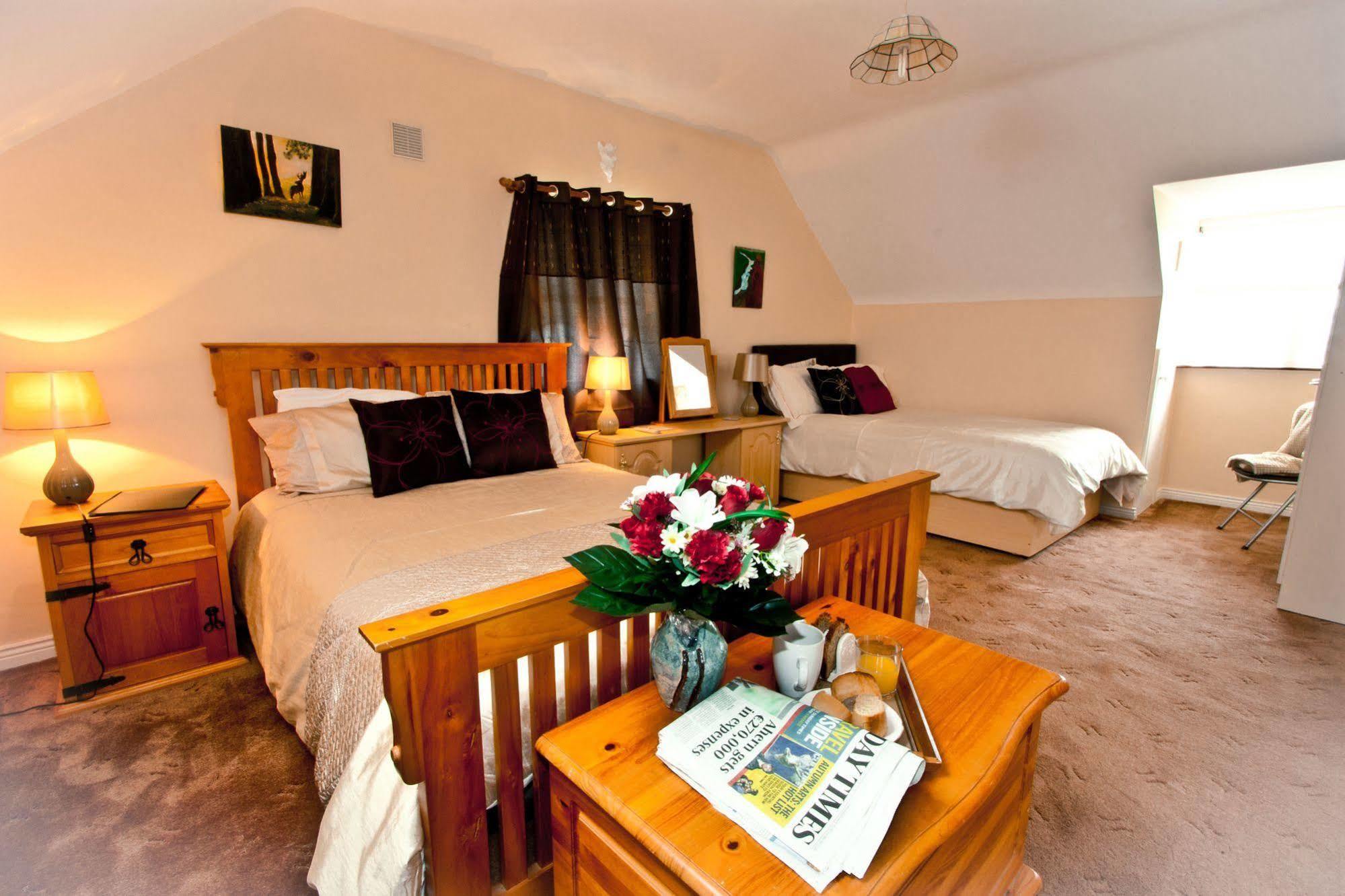 Strand'S End House Rooms Only, No Breakfast Served Cahersiveen Buitenkant foto